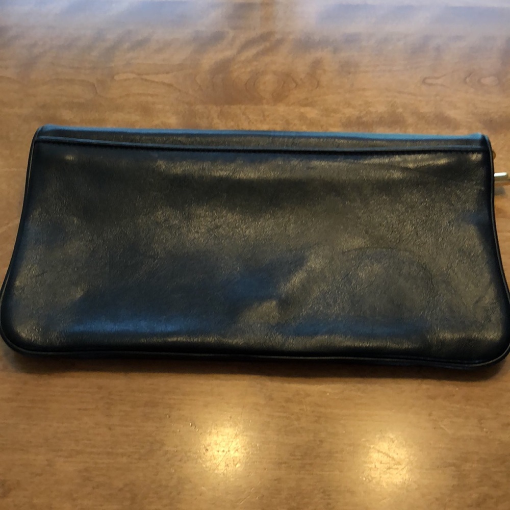 Tory Burch clutch - Picture 3 of 3